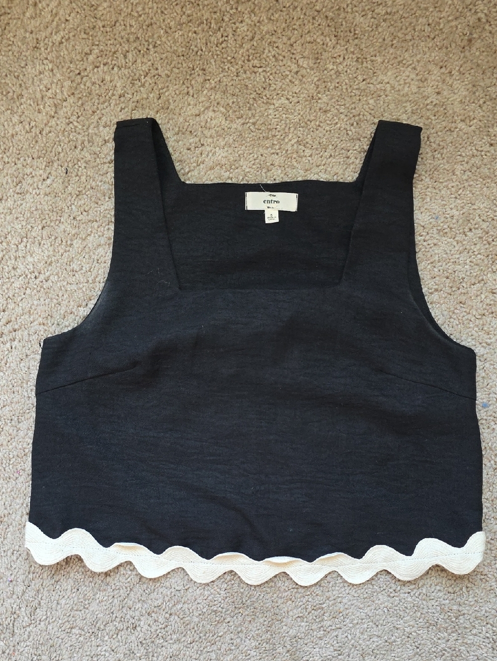 entro Black Crop Top with White Scallop Trim